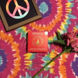 Spongelle body buffer in Cherry Tusk Musk